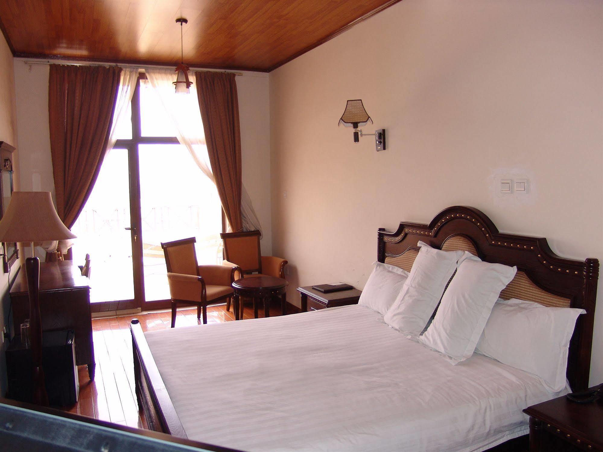 גונדר Taye Belay Hotel מראה חיצוני תמונה