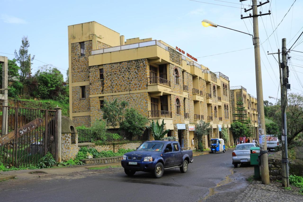 גונדר Taye Belay Hotel מראה חיצוני תמונה